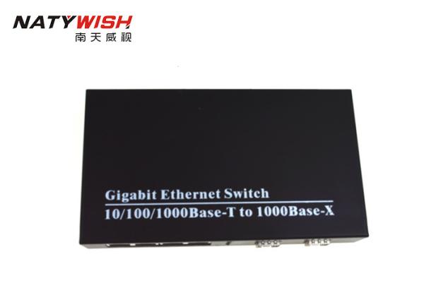 Convenient 6 Port Industrial Ethernet Switch With 2 SFP Slots 4 Gigabit RJ45 Ports