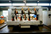 Alta máquina pulidora eficiente del CNC para las piezas de cobre amarillo/las colocaciones sanitarias