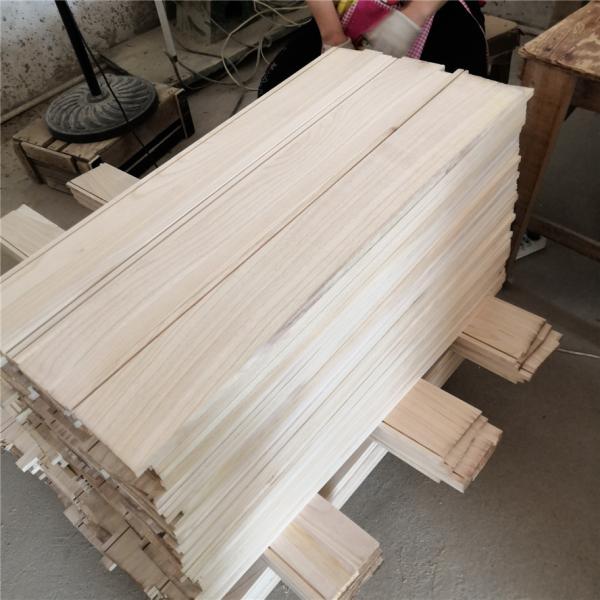 Modern Design Style Pine Drawer Side Boards with -Made Pine Wood Chips