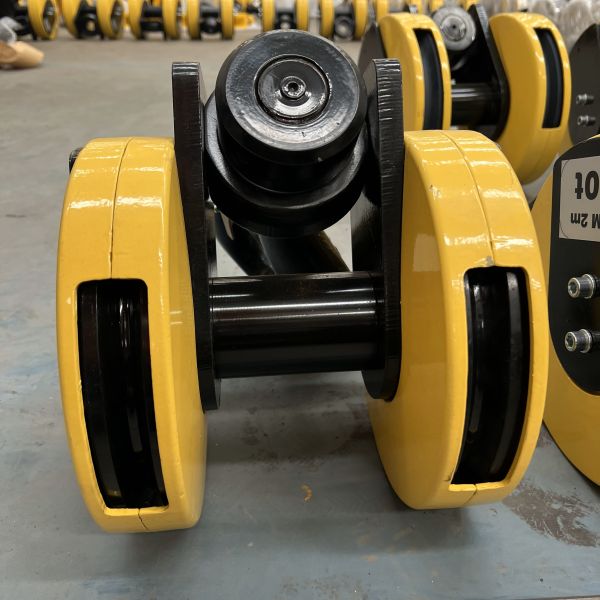 25T Lifting Capacity Durable Crane Hook with Safety Latch for Crane Lifting Applications