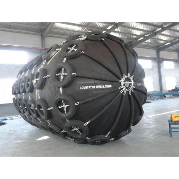 Marine Floating Pneumatic Rubber Fender With Galvanized Chain And Tyre