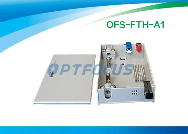 FTTH Mini Fiber Optic Terminal Box 3 SC / FC / ST Adapor 6 LC Pigtails