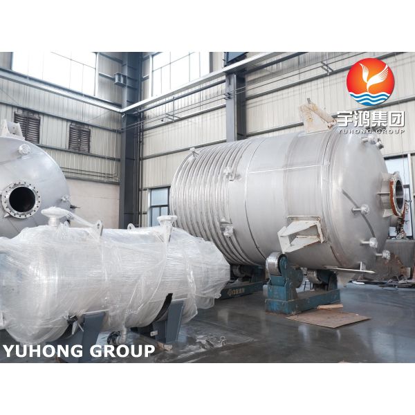 ASME U Stamp Certified Jacketed Reactor Vessel in SA516 Gr.70 Carbon Steel with Agitator for Mixing