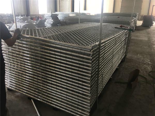 chain link temporary construction fence panels 6FT X 10F Mesh 2 3/8  x 2 3/8 ( 60mm x 60mm ) x 12 gauge wire