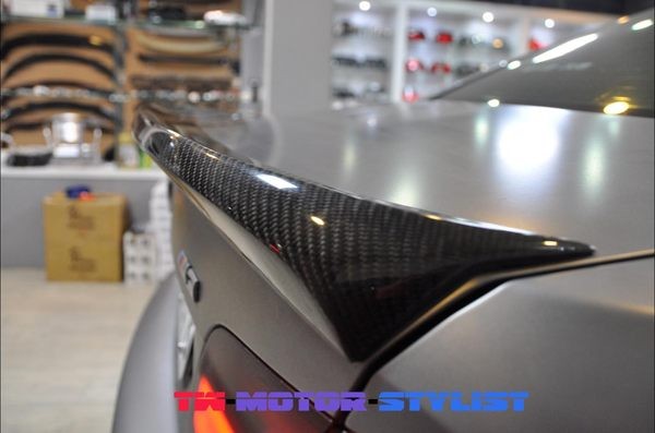 BMW E90/УГЛЕРОД E92 M TECH крыло теперь в штоке