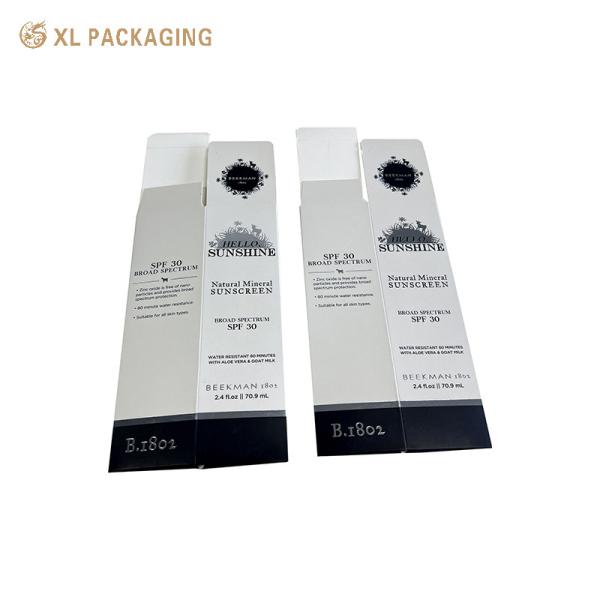 Foldable Flat Structure Cosmetic Packaging Box with Premium White Cardstock and Monochrome Retro Print for Essential Oil