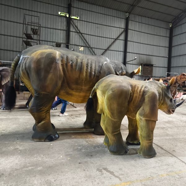 Customized Performance Realistic Animatronic Rhinoceros Costume Animal Double Person Suit