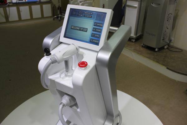 CE FDA approved  93*35*45 500W Touch screen anti cellulite ultrasonic slimming HIFU machine for beauty spa