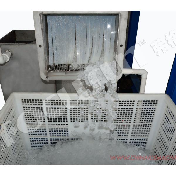 2200*2000*1800mm Tube Ice Maker with 20 Tons Daily Production and Long Service Life