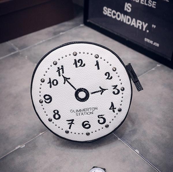 2016 spring and summer new retro minimalist creative personality cute alarm clock Handbags