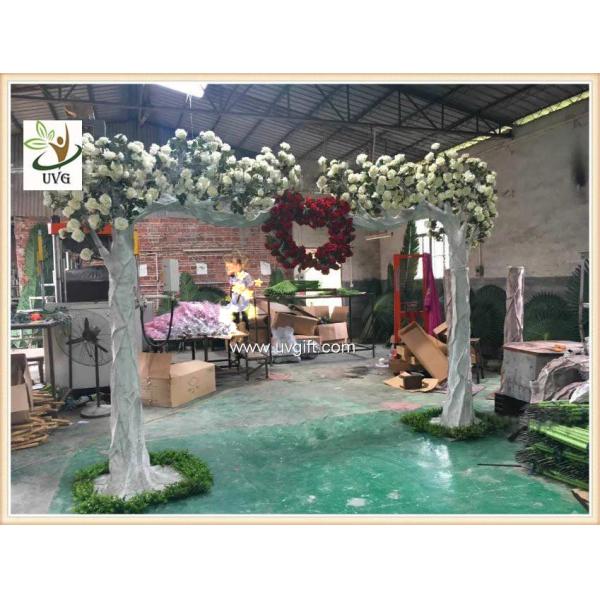 UVG CHR139 white artificial flowering trees in silk rose branhces for party background decoration