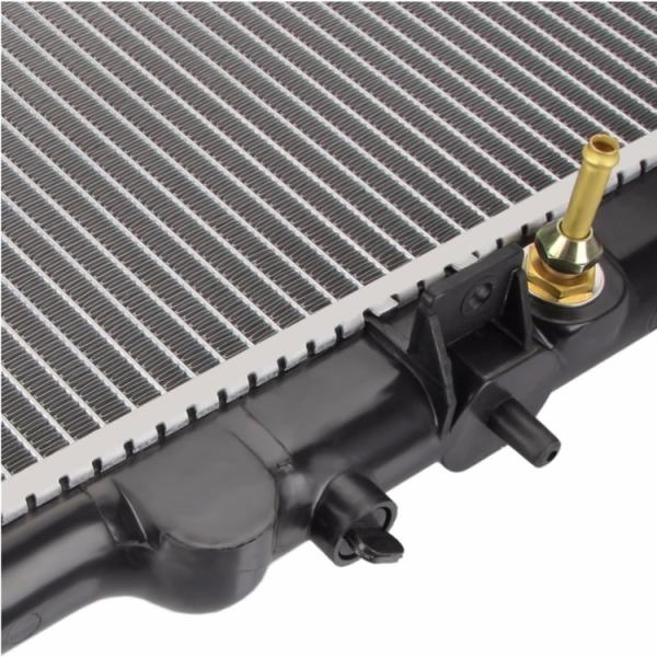 High Quality Auto Parts Radiator 9010-P75-A53
