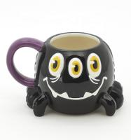 Des tasses en céramique pour animaux en terre cuite Halloween conçues avec une peinture 3D à la main