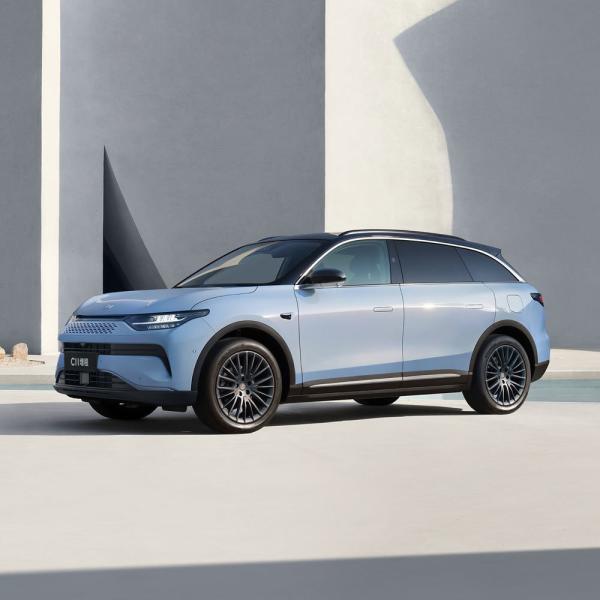360N.m Maximum Torque Leap Motor C11 2023 Electric Cars 580km Long Range 4wd EV SUV