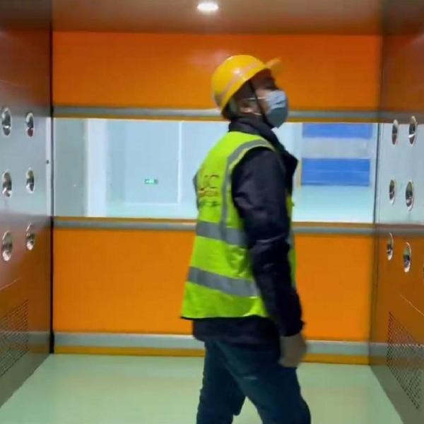 GCC Cargo Clean Room Air Shower with PVC Shutter Door and Photoelectric Sensor for Labs