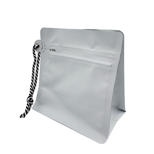 250g 0.5lb 8oz Matte White Foil Flat Bottom Coffee Pouch With Valve Side Zipper And String