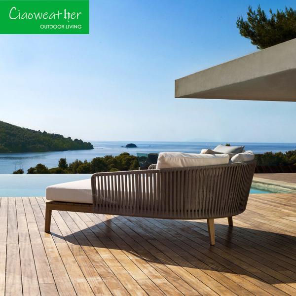Outdoor Foam Cushion Teak Wood Garden Patio Waterproof Rattan Daybed for Hotel Outdoor Furniture Sets