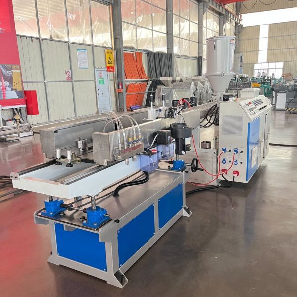 PVC Single Wall Corrugated Conduit Extrusion Machine / CPVC Electrical Conduit Pipe Making Line / WPC Pipe Production Equipment