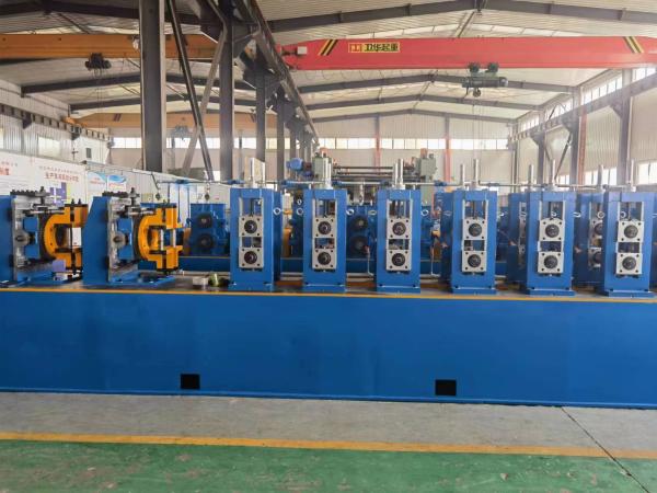 High Speed PLC Controlled Pipe Mill For 25-76mm Diameter Pipes Frequency Induction Welding 500KW Power