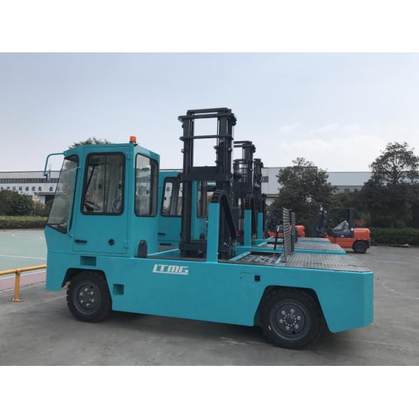 Handling Steel Bar 3 Ton Off Road Forklift Truck Side Loader 8 Hours Working Time