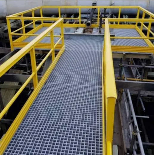 Corrosion Resistant Welded Construction Steel Grating Platforms for Industrial Safety Solutions