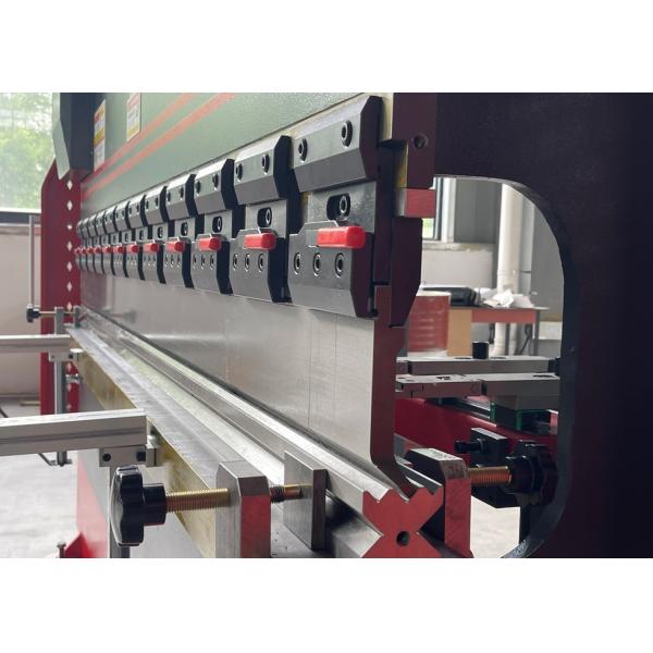 W67K-63T2500 Tp10s Controller Hydraulic Press Brakes 3mm Carbon Steel/1.5mm Stainless Steel
