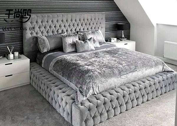 High Headboard Platform Tufted Bed / Velvet King Size Bed Frame