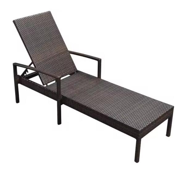 Customized Outdoor Furniture Single Sun Lounger for Patio Hotel Rattan