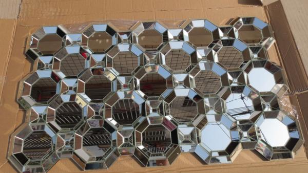 Excellent 3D Wall Mirror Gold Wooden Trimming 75 * 4.5 * 130cm Size