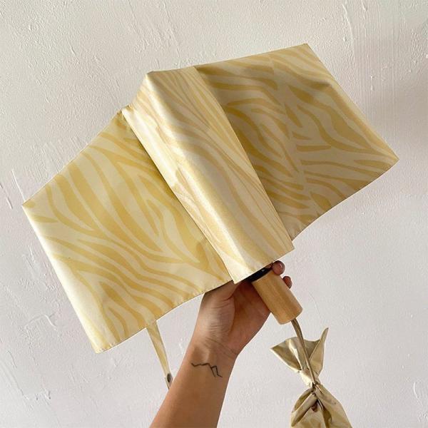 Knock warm yellow Zebra umbrella women's sun and rain dual- sunscreen vinyl
