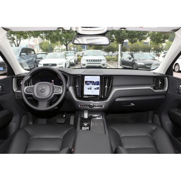 XC60 2023 B5 4WD Zhiyi sport version 2.0T 250HP L4 5 Door 5 seats SUV Car