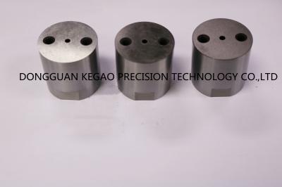 Material de trituração 0,02 das peças de metal 9CrWMn do Cnc do suporte do perfurador que mói