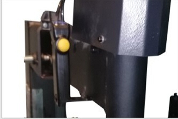 0.75kw 1.1kw Tyre Changer Machine 110v/220v/380v Smooth Running Durable