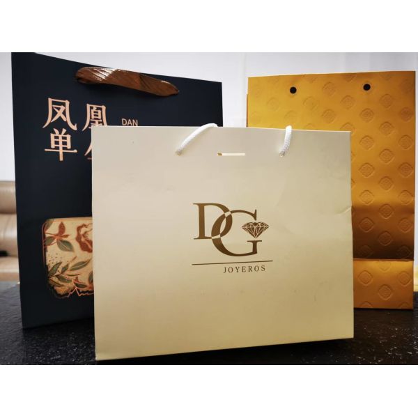 Company Brochures Paper Stationery Products Paper Office Stationery For Marketing And Catalogs