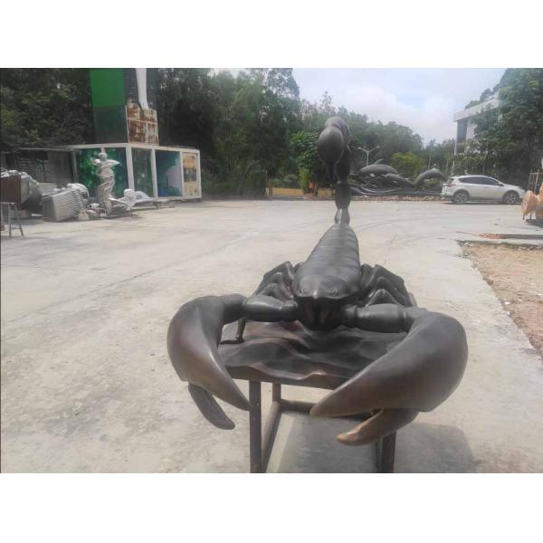 Покрасьте на открытом воздухе скульптуры скорпиона, на открытом воздухе бронзовые животные статуи