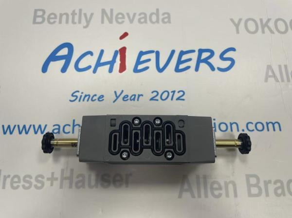 AVENTICS 0820024998  Pneumatic Directional Valve