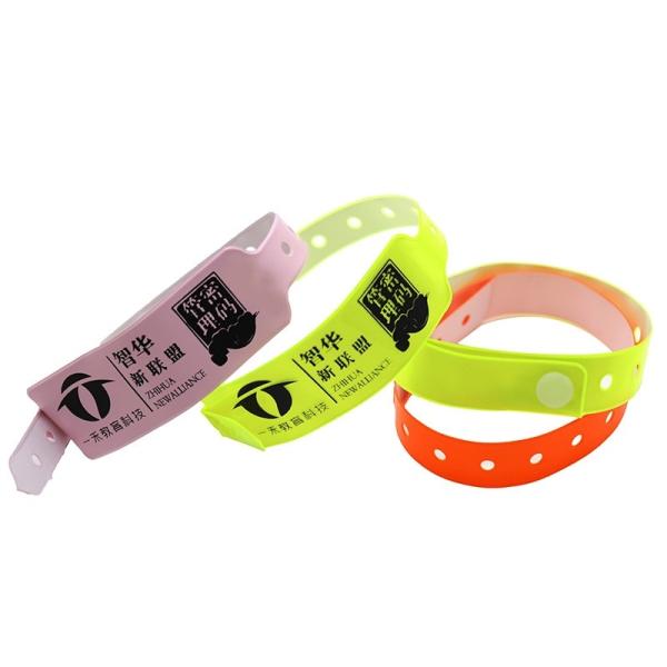Manufacturer Customizable Solid Color Wristband Plastic Vinyl Event Wristbands With Logo Barcode