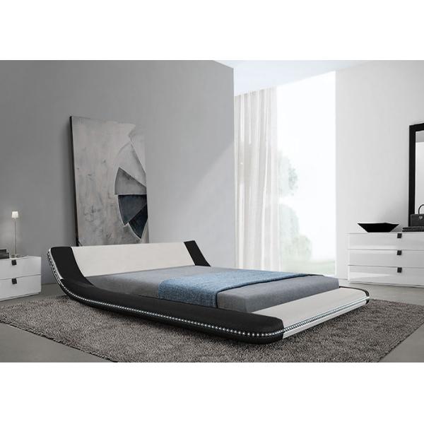 Кровать пар PU мягкой переклейки мебели спальни размера ферзя романтичная со светом СИД