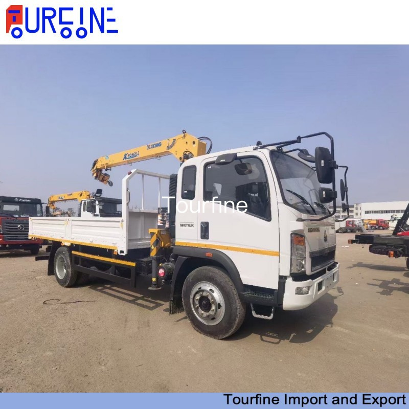 SINOTRUK 3 Ton 4 Ton 5 Ton Truck Mounted Crane Light Duty Loader Crane Truck 4X2