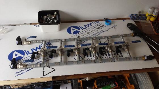 1000 WOG CF8M 3 Way Ball Valve BSP Threaded Stainless Steel Material