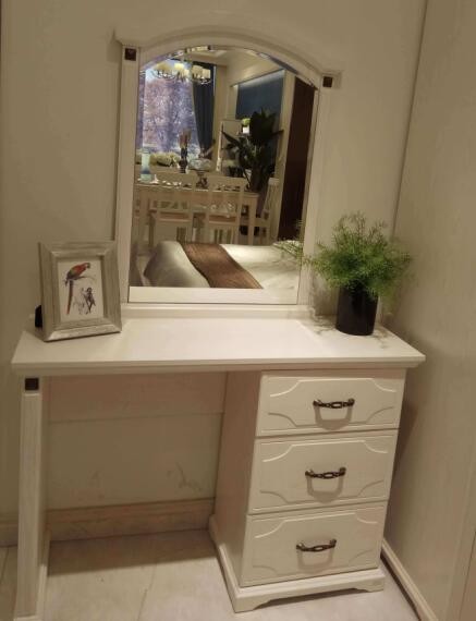 Solid Wood Frame European Contemporary Furniture Modern Style Dresser