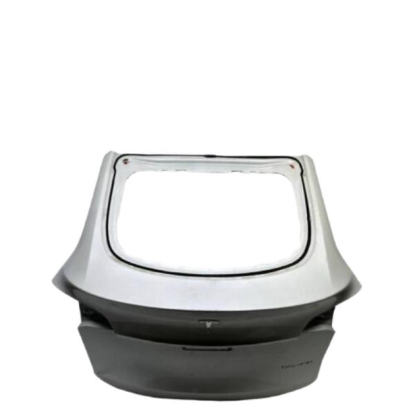 El modelo Y de Tesla está equipado con un kit de carrocería para el maletero de automóviles.