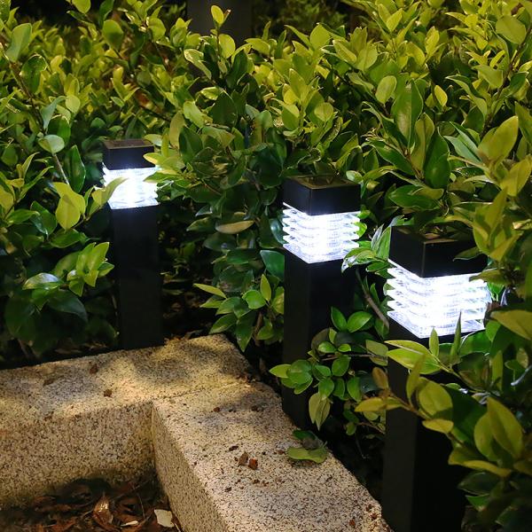Waterproof Solar Stake Light for Outdoor Decor Battery 150mah Nickel Hydrogen Battery