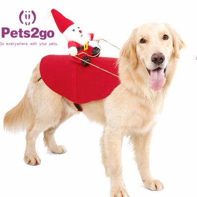O Natal do cão veste o cão de cachorrinho