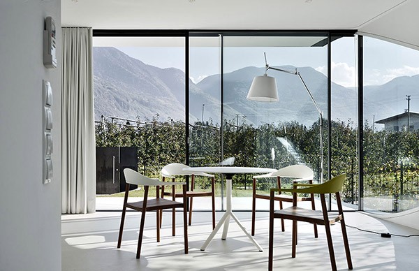 Раздел профиля строительного материала алюминиевый легкий для того чтобы очистить и поддержать