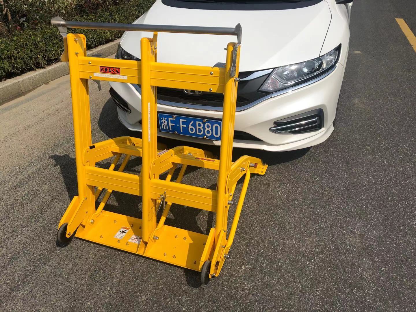 Mobile Vehicle Barrier portable vehicle barrier system engineered to provide vehicle access control and perimeter protection