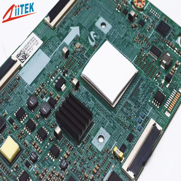 protection thermique 4.0mmt de 3.0g/Cc Gap pour les solutions thermiques de caloduc