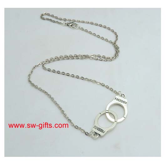New Fashion Jewelry Handcuffs Choker Pendant Necklace Girl lover Valentine's Day Gifts