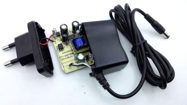 7.2V.1.6A 7.2V 1A. UK standard adaptor