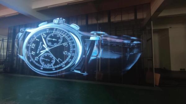 Écran LED transparent Écran transparent P3.9*7.8mm pour affichage vidéo LED dans un centre commercial